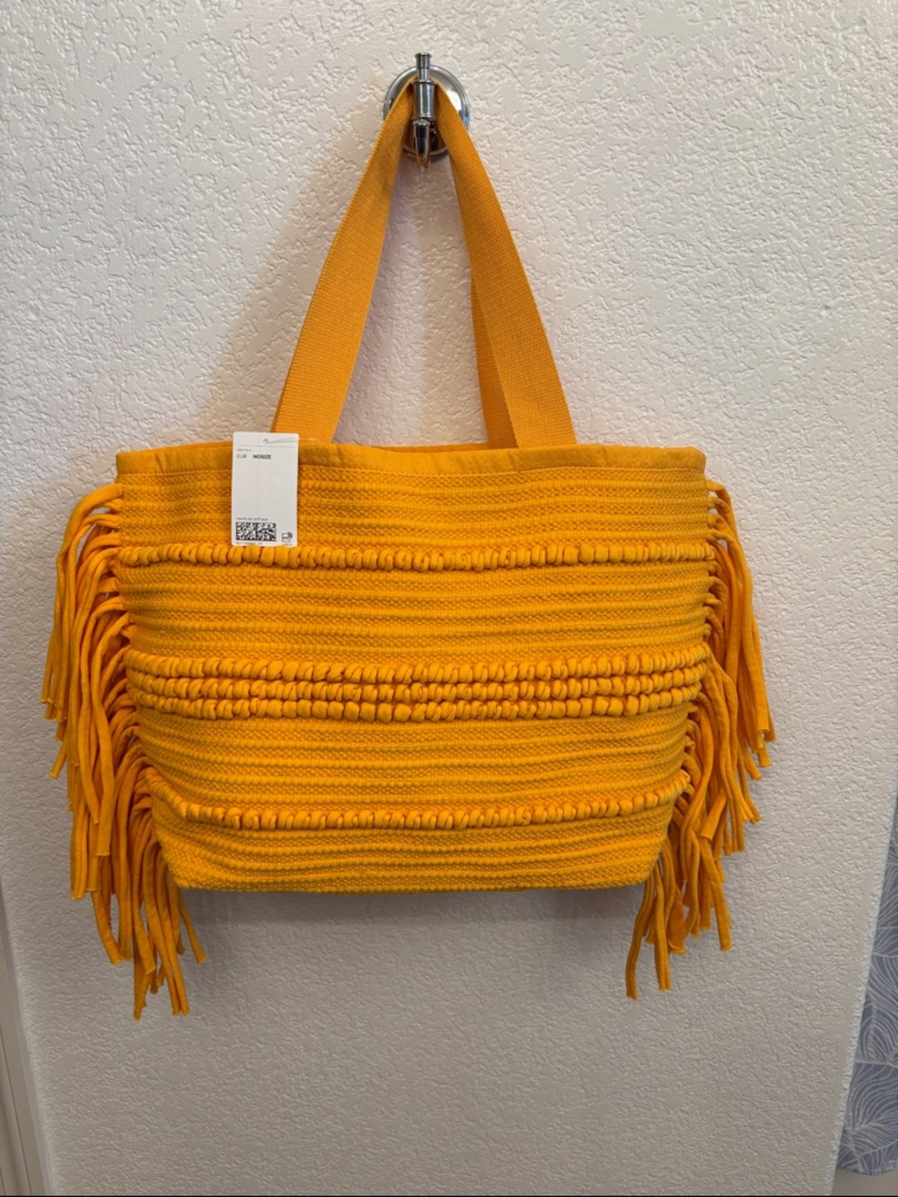 H&M Bright orange knit Fringe beach Bag tote BRAND NEW WITH TAGS